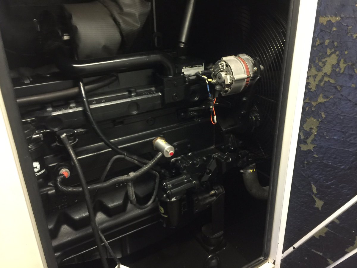 crocert's tweet image. Condominio Luma en Nuevo Vallarta, servicio correctivo a esta planta de emergencia. A sus órdenes.