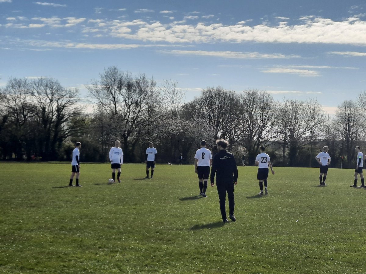 This week we have just the one game, with the 1st team taking on Hoddesdon fc at birchwood 1030am kick off

Let's hope for a good result tomorrow! 

COYW ⚽️ 💙 🖤