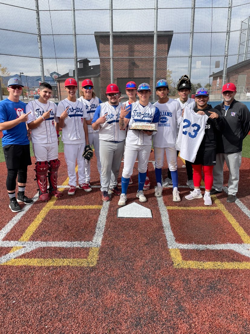 The white squad is the first fall ball World Series champion! A big comeback led to AJ Espejo closing out the game on the bump! #family ⚾️🔥