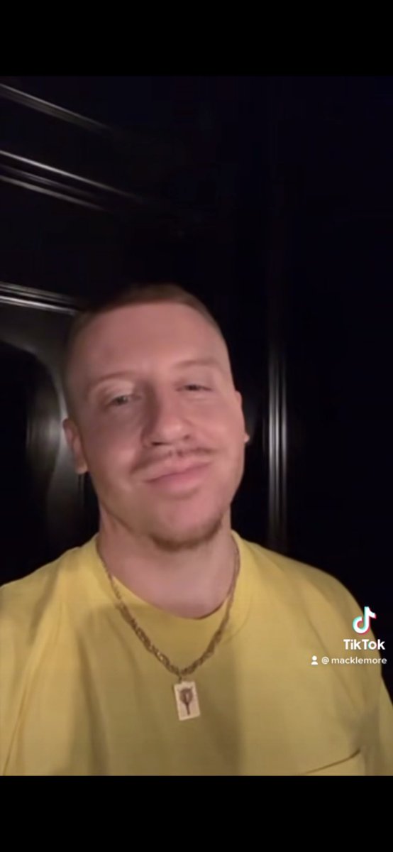 macklemore's tweet photo. It’s spooky szn… 🎃 https://t.co/OBdpDnE2fJ https://t.co/pTz920N4sB