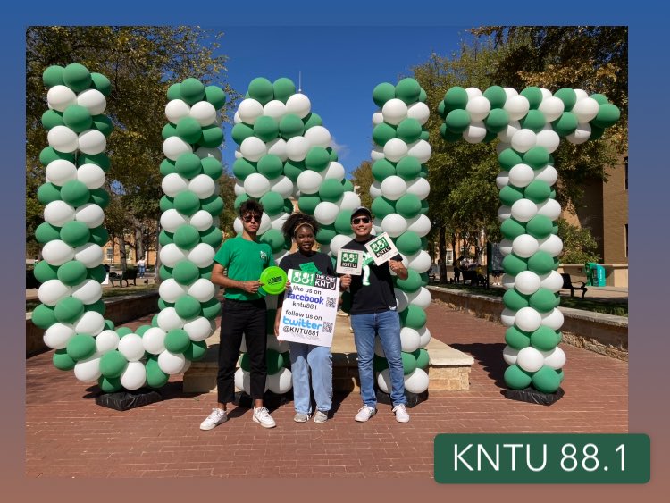 KNTU881's tweet photo. Thank you to everyone who stopped by to visit us at #UNTpreview today! @UNTSocial #kntu881 https://t.co/a7Ma3qRX79