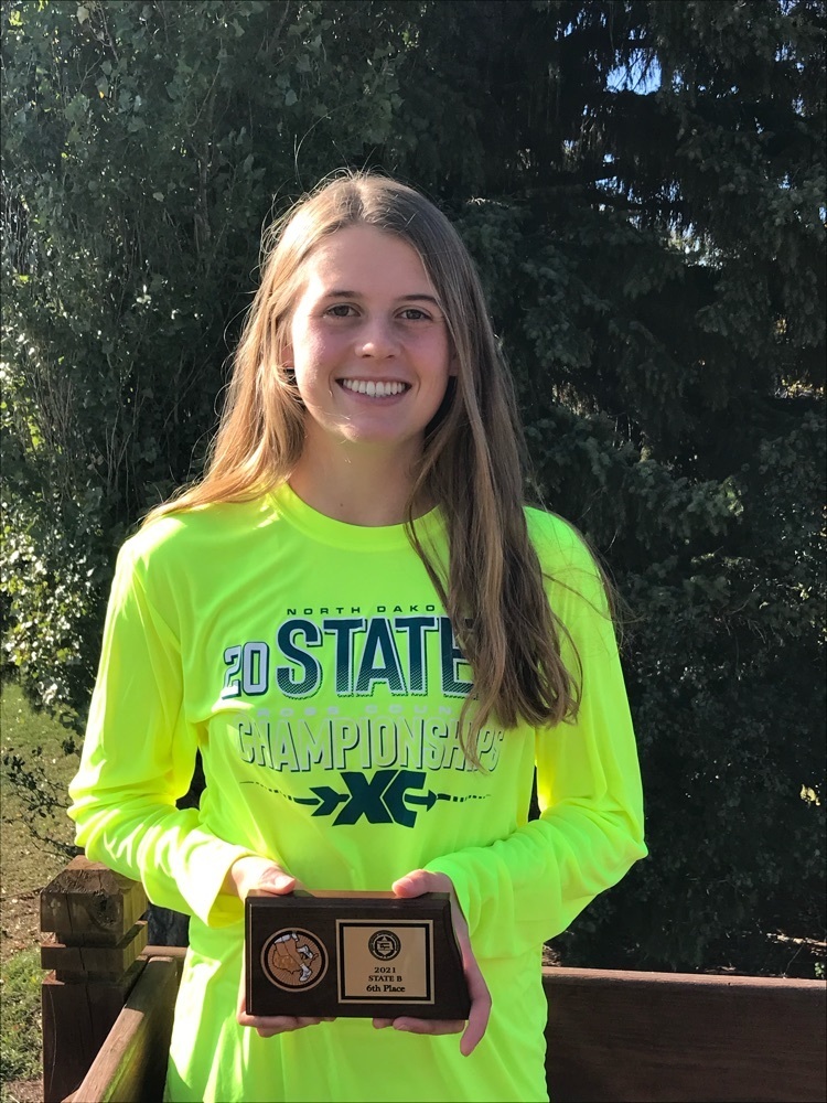 SchoolHatton's tweet photo. Congratulations to the Thunder Cross Country team on their awesome season and congratulations to Jenna Soine on her All State 6th place finish out of 263 runners at the state meet. https://t.co/6aKcCh5YPY