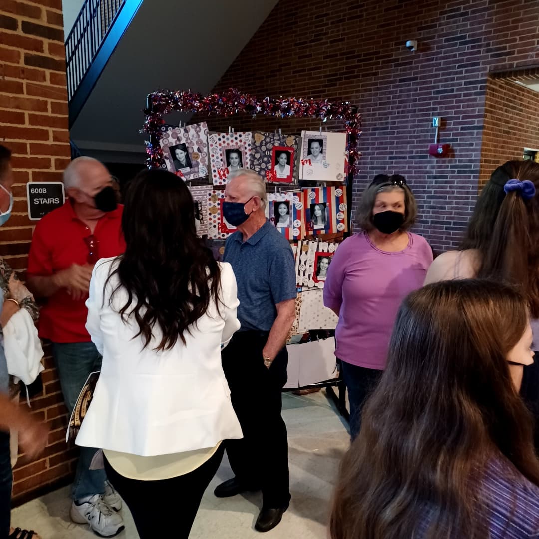 WPHS Theatre have two more showing of Damn Yankees tonight at 7:30pm or tomorrow at 2:00pm.  Join us!  Don't miss it. Purchase tickets at teachtix.com/wphs
<a href="/OCPSnews/">ocpsnews</a>
@hsdocps <a href="/WPHScollege/">WPHS College&Career</a> <a href="/WheresArnoldWP/">Matthew Arnold</a> <a href="/WPHSDrama/">WPHS Drama</a>
<a href="/wildcat_network/">Wildcat Network</a>