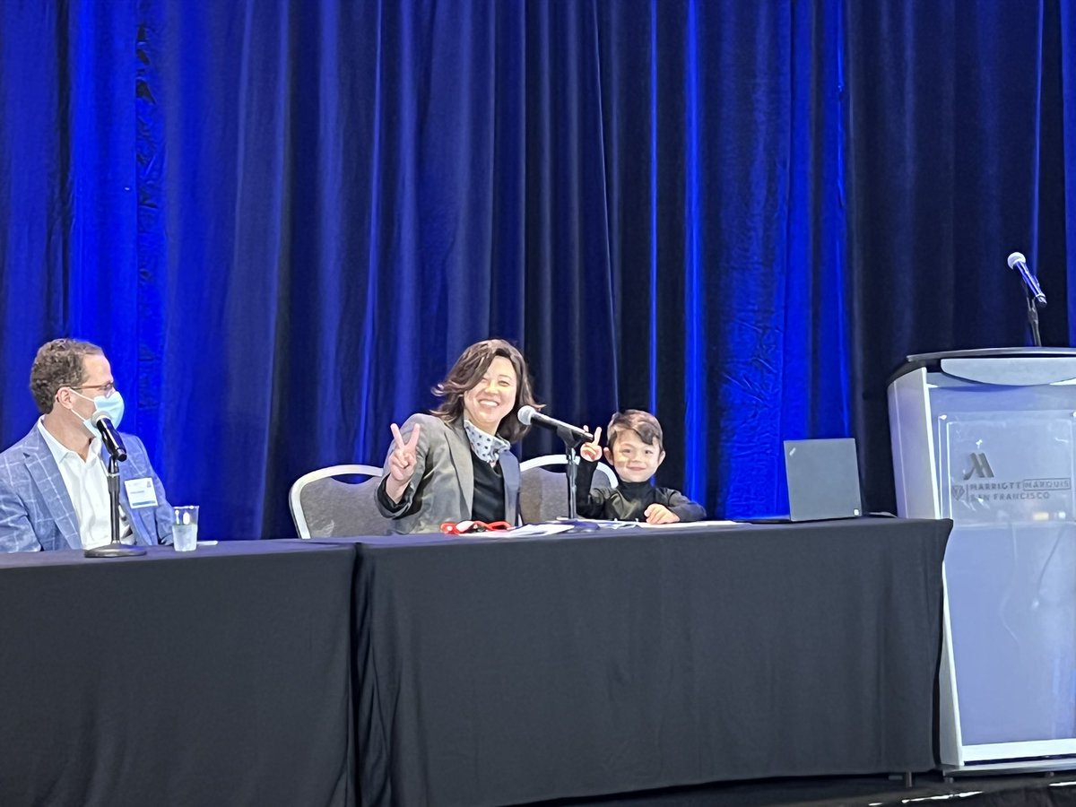 DGArmstrong's tweet photo. The youngest co-chair in DFCon’s history opens the final session!!!! #DFCON21 #ActAgainstAmputation #DiabeticFoot #ALPSlimb https://t.co/EBYzzYXepZ