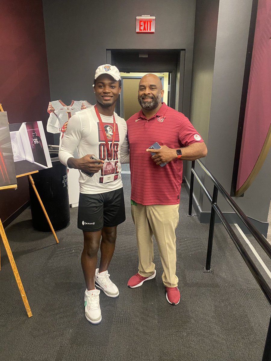 Thank you for having me <a href="/FSUFootball/">FSU Football</a> <a href="/therealkwat/">Kenyatta Watson</a> I had a awesome time‼️👏🏽👏🏽
