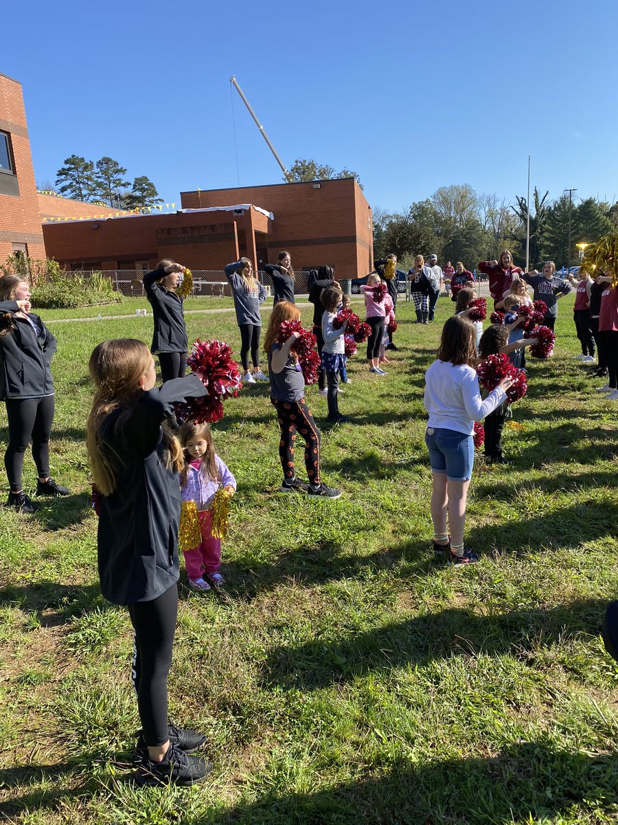 GlenwoodCubs's tweet image. Our tailgate attendance celebration would not have been possible without the grant from @orpsef! Thank you so much!! @orpsef @ORSchools