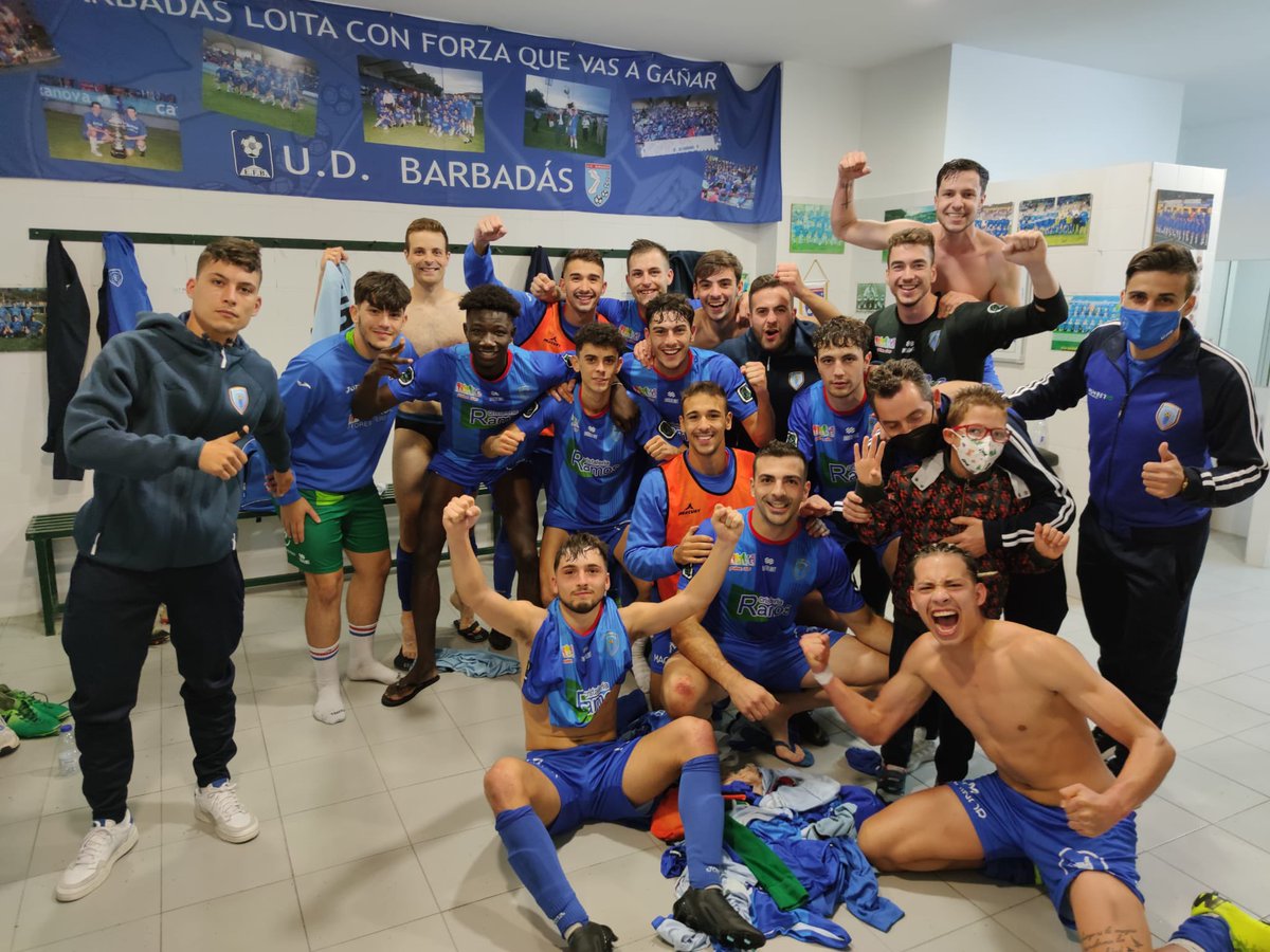 UDBarbadas's tweet image. 🔝 Sumamos tres novos puntos gracias á fortaleza física e mental deste gran grupo | Outra vez no 90’ e gracias a un gol de #Chacón derrotamos a un gran equipo | A parada dunha pena máxima de @borjaatanes_  foi determinante

🔵 #Barbadás 1
🔴 #Atios 0