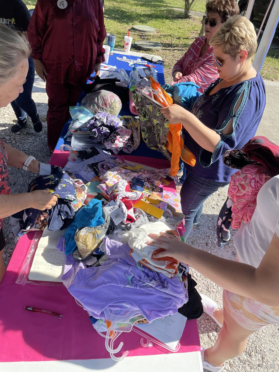 EvanaFretterd's tweet photo. @FPCHS students donated PJ’s during #FPChoco2021 Today we dropped them off to the Dj for Pjs event at the VFW on Old Kings rd. They are there until 6pm today if anyone has a pj to donate to @GuardianAdLite1. @FlaglerSchools #takesaVillage #feelsGoodtoDoGood https://t.co/7WM6wwDjzS