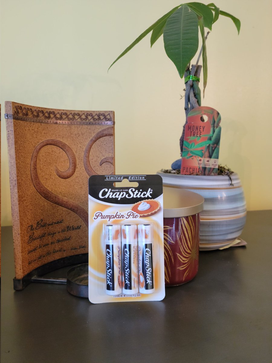 MLJMelloYello's tweet photo. #ChapStickObsessed #complimentary @chapstick @Influenster https://t.co/gc8vB67n8x