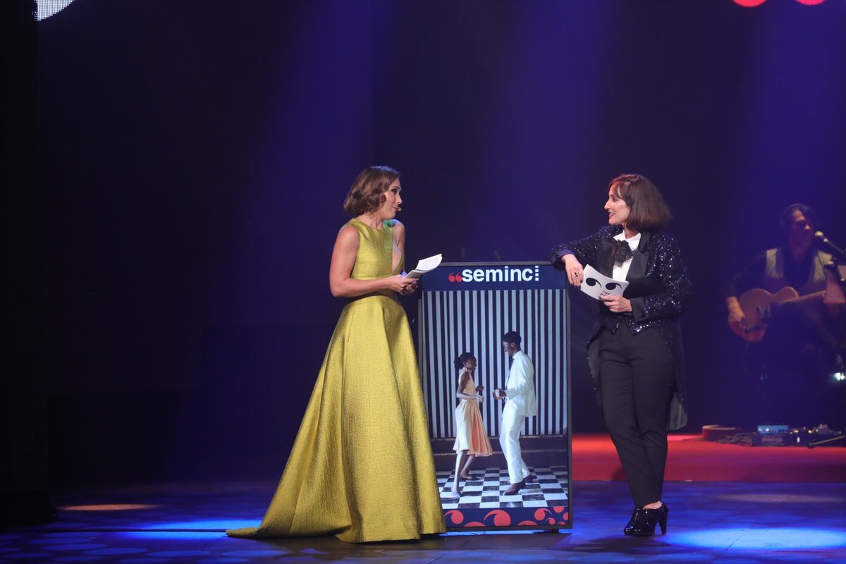 valladolidfilm's tweet photo. Esta semana más que nunca ¡Valladolid es una Ciudad de Cine 🤩! 

La #66Seminci arranca con la tradicional #AlfombraVerde y la Gala Inaugural, conducida por un dúo de sublime: @ana_morgade y Eva Marciel https://t.co/aDWaaCqKXd