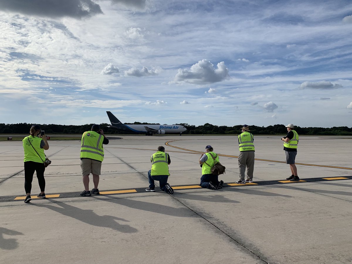 FlyTPA's tweet image. TPA loves the Planespotters! 

Today, we took 15 spotters out on the airfield for a tour with some wide bodies and special liveries. Thanks to all who joined the tour! 🛫
