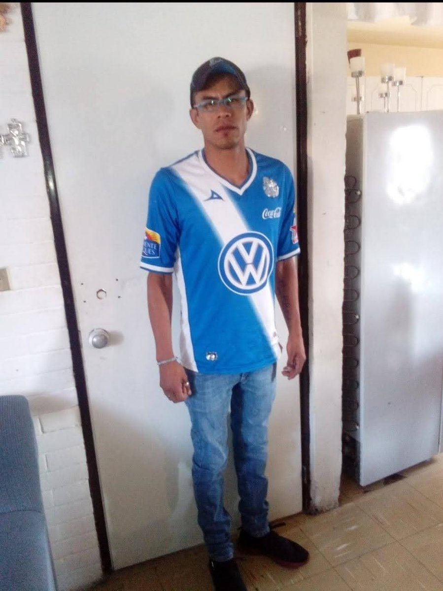 BocaNegra_51's tweet photo. Hasta el cielo primito
@ClubPueblaMX #BelloRecuerdo https://t.co/E2Dsu6h5iS