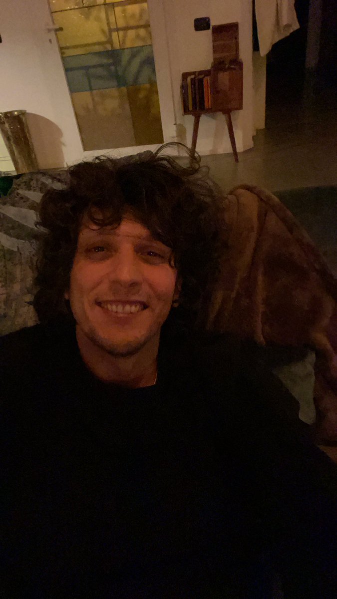 MetaErmal's tweet photo. Allora? Vi sta piacendo? https://t.co/E9bnMwjded