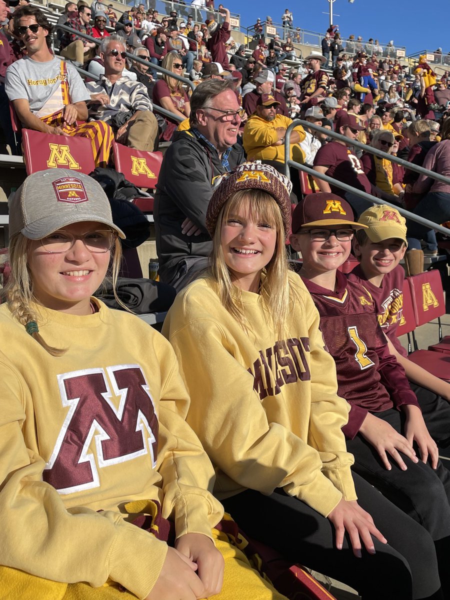 ValOmvig's tweet photo. #gophergameday https://t.co/LexHOgIC8h