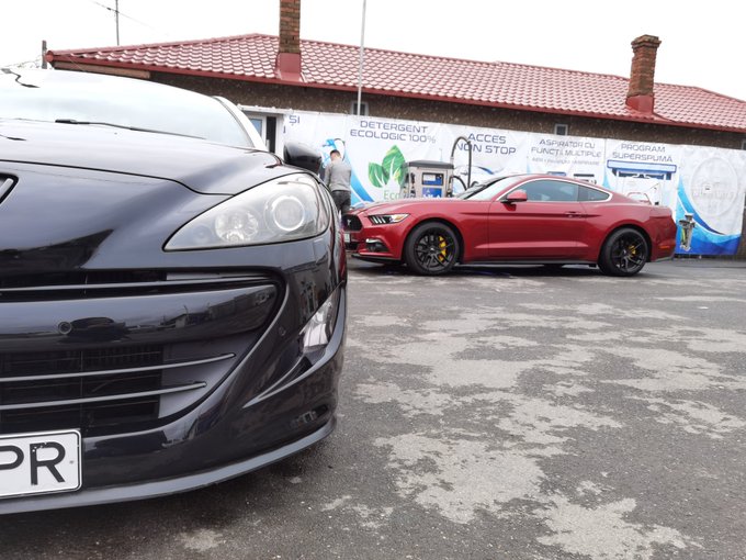 My babes 🖤❤️🖤❤️🖤❤️🖤 #FordMustang #rcz #carsofinstagram https://t.co/uBa7QudLNN<a href="/tag/fordmustang"class="tags">#FordMustang</a><a href="/tag/rcz"class="tags">#rcz</a><a href="/tag/carsofinstagram"class="tags">#carsofinstagram</a>