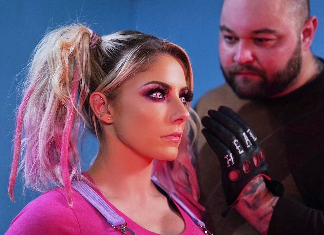 HourlyBliss's tweet photo. ✨2021 #365DaysofBliss Day 2️⃣9️⃣6️⃣
Reply with a FAV Pic or Gif of Alexa Bliss✨
@AlexaBliss_WWE #LetHerIn #AlexasPlayground #Lilly #RIPLilly 😢 #Blissoween 🎃 https://t.co/ZvQ1B9r5xH