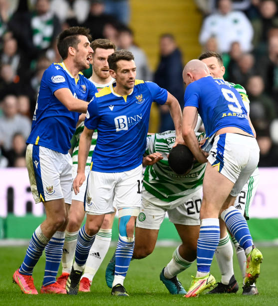 themuzz01's tweet image. Big teams always get the decisions 😏