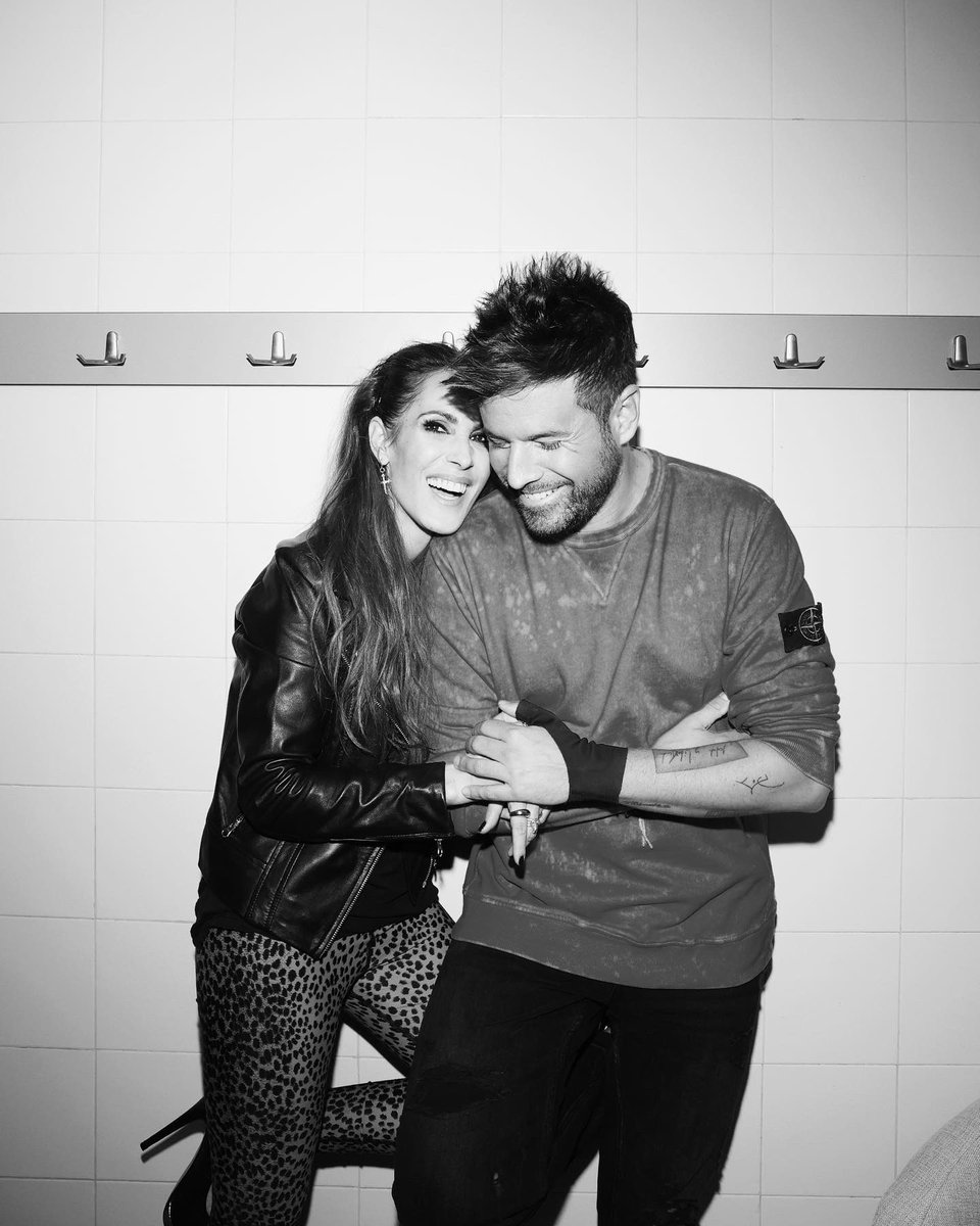 salvamuste's tweet photo. 📸🖤 @_MaluOficial_ @PabloLopezMusic https://t.co/qVhSQvJ88Z