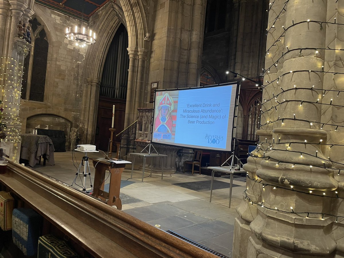 Scerevisiae's tweet photo. So 2 pictures from today, we min to go before my talk and the aftermath... the audience seemed to enjoy it, lots of questions afterwards which is always good @1300Beverley. Also got to meet another @thewattclub member! https://t.co/dt1b6jl1IJ