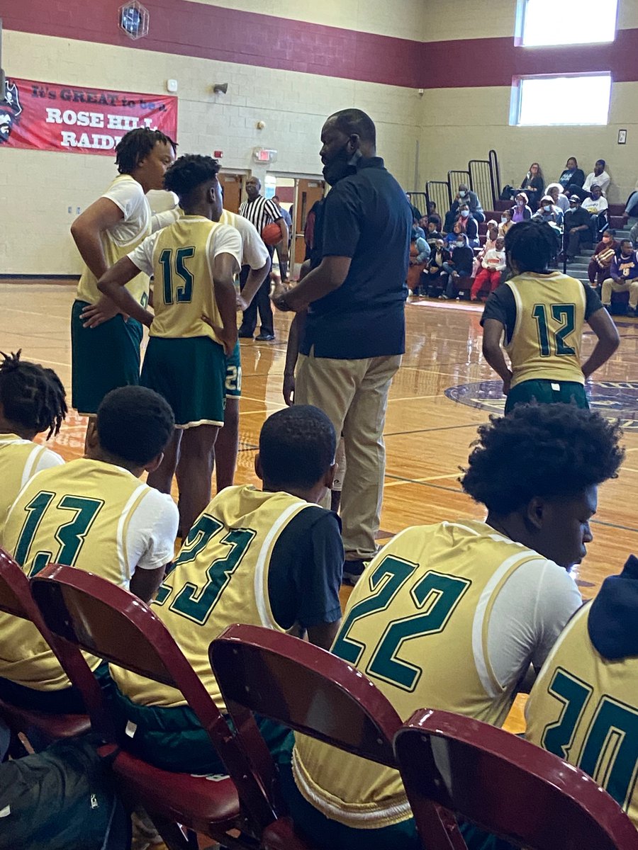ShutesTony's tweet photo. @JCM_basketball middle school boys in action today in a packed Rosehill gym…even spotted Coach Rudesill and Coach Lake in the stands. #family #jcmcougars #itsbasketballseason💚💛 https://t.co/WTwvxzkGmS