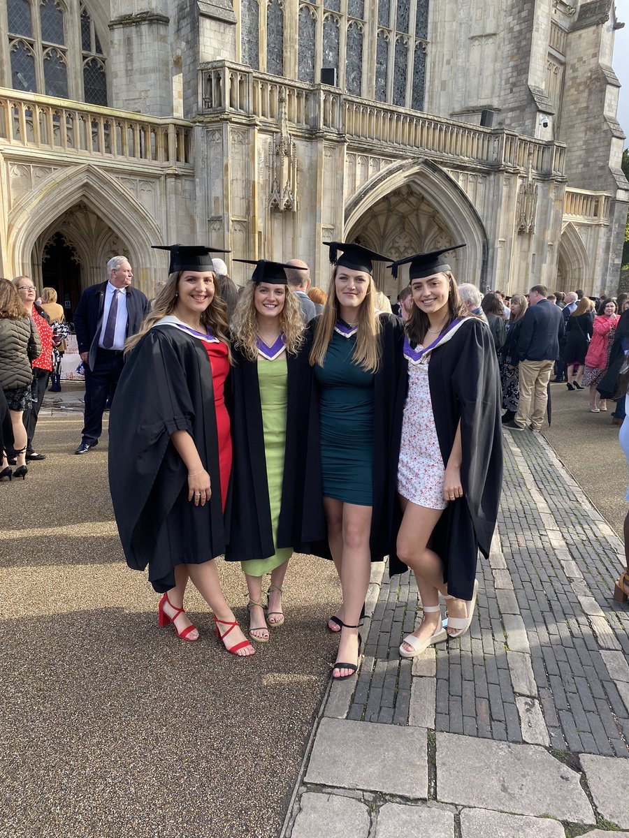 EmmaHarrison35's tweet photo. @_UoW A wonderful day on Wednesday. Here are Some of the first Physio cohort @mollharrison0 https://t.co/IBLyM9PJgY