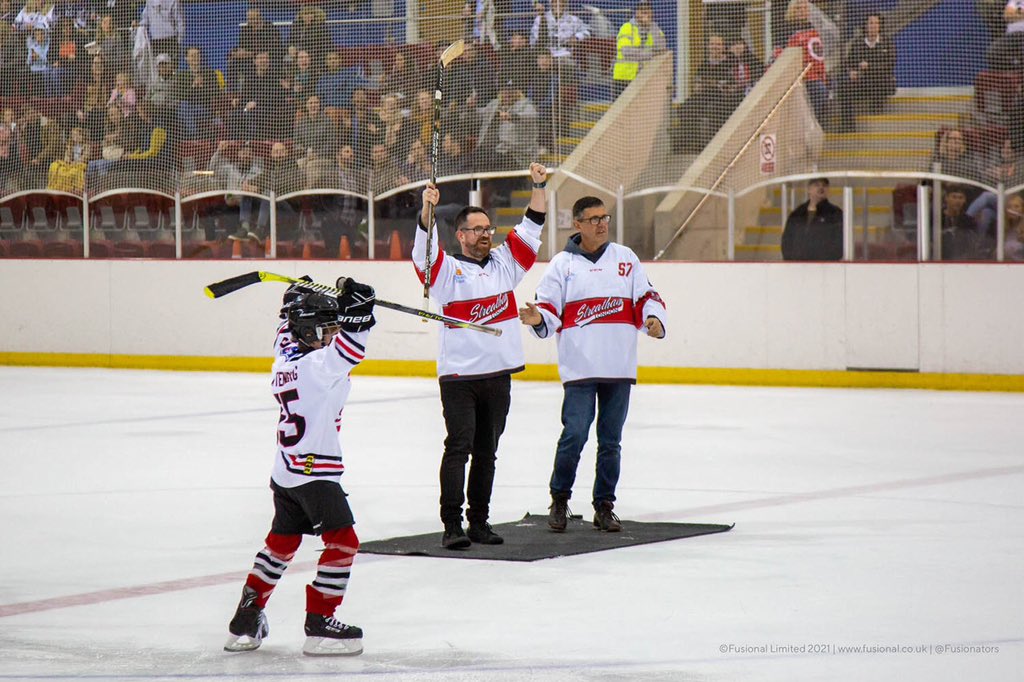 scoropaul's tweet photo. If this is what it means to win an adult ticket in our @StreathamHockey @Drysure #SCORO shoot the puck game, imagine what it will feel like if you hit the Cash hole for £158? https://t.co/8mmuj8Dxle