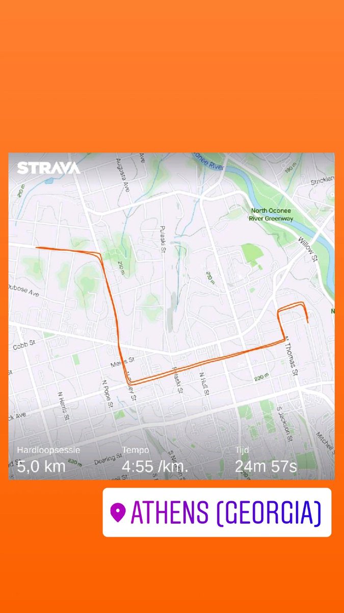 tomteselle's tweet photo. ok @loopmaatjes aangehad tijdens de 5km #athhalf ...erg tevreden met de tijd op dot parcours #hardlopen #hardloper #run #running #runner https://t.co/kJ3aKCffl0