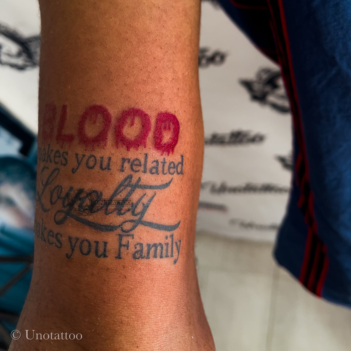 UnoTattoo's tweet photo. Tattoo réalisé par Unotattoo!
 #tattoo #tattoos #ink #inked #tattooed #tattooist #art #design #instaart #instagood  #handtattoo #photooftheday #tatted #instatattoo #bodyart #tatts #tats #amazingink #tattedup #inkedup https://t.co/VEFjbeTj9u