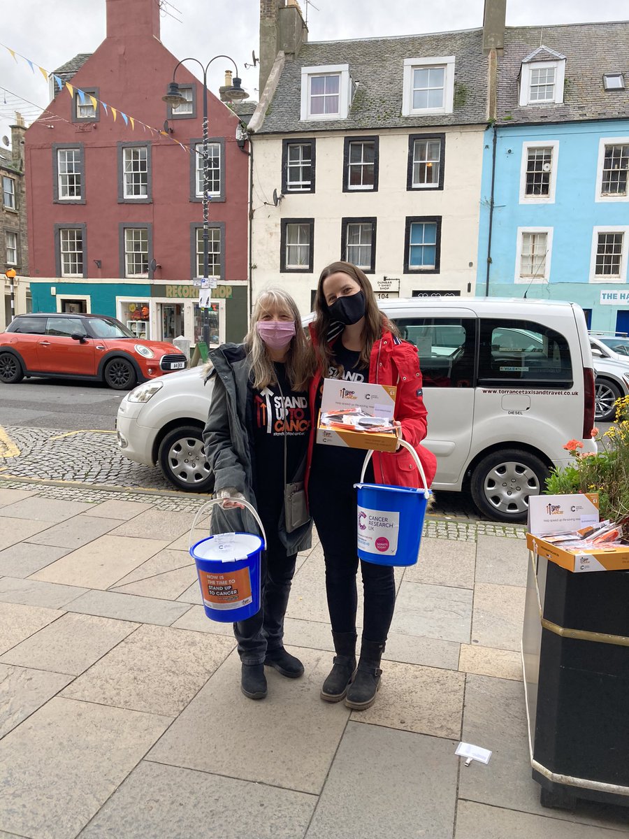 elennon83's tweet photo. #StandUpToCancer #relayforlifedunbar thanks friends and committee for helping to raise £1155 in #dunbar today.  #heavywork https://t.co/pMMG0NyoLh