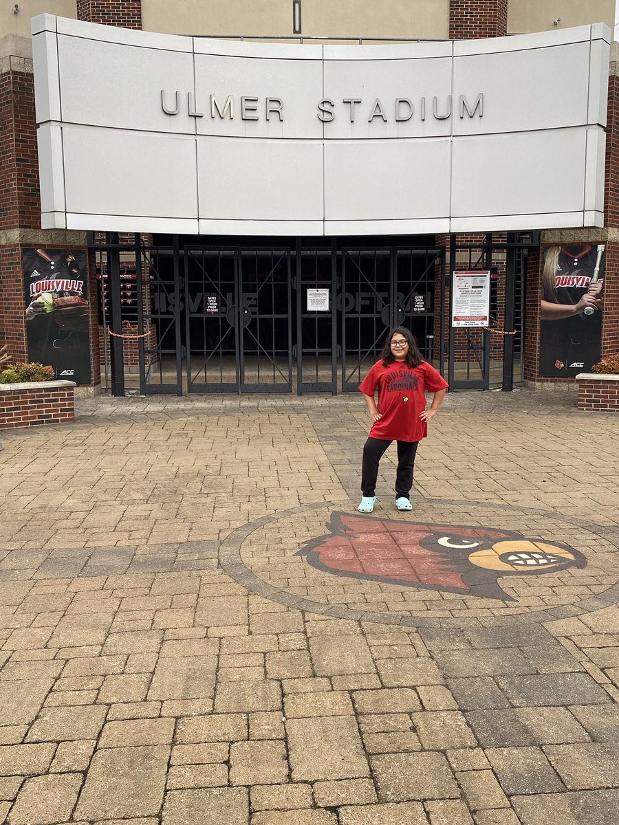 Coach_BlakeJ's tweet photo. Future @UofLSoftball Cardinal right there modeling in front of the stadium!  Start watching her now the next 9 years are gonna go fast! #GoCards https://t.co/hMTr3AjaZp