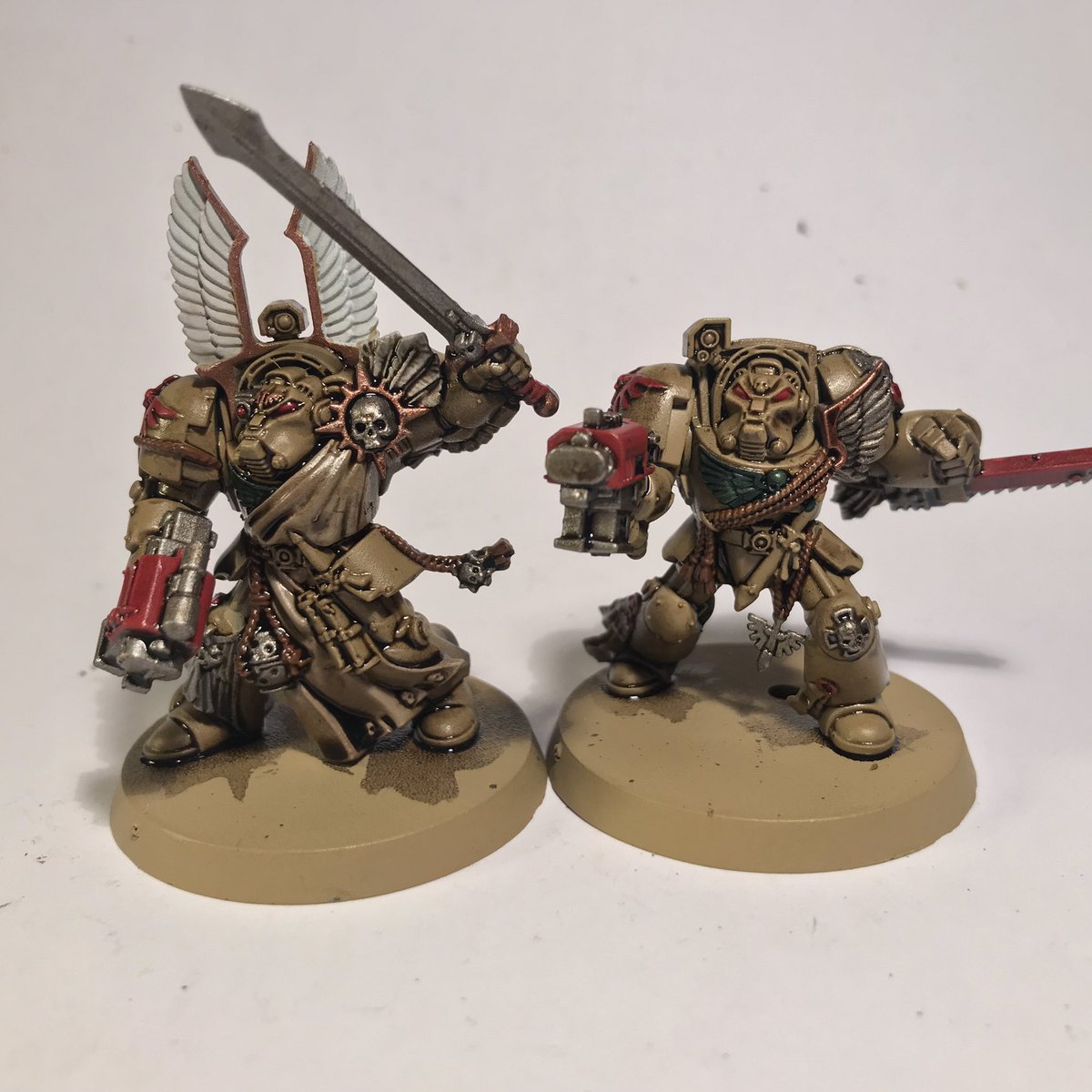Vulkans_Forge's tweet photo. Last two additions for the complete squad 😁 gonna get the bases all done tomorrow 😃 #Warmongers #WarhammerCommunity #warhammer40k #PaintingWarhammer #DropTheBase #DarkAngels #Unforgiven #SquadGoals https://t.co/8ISjHd2NkN