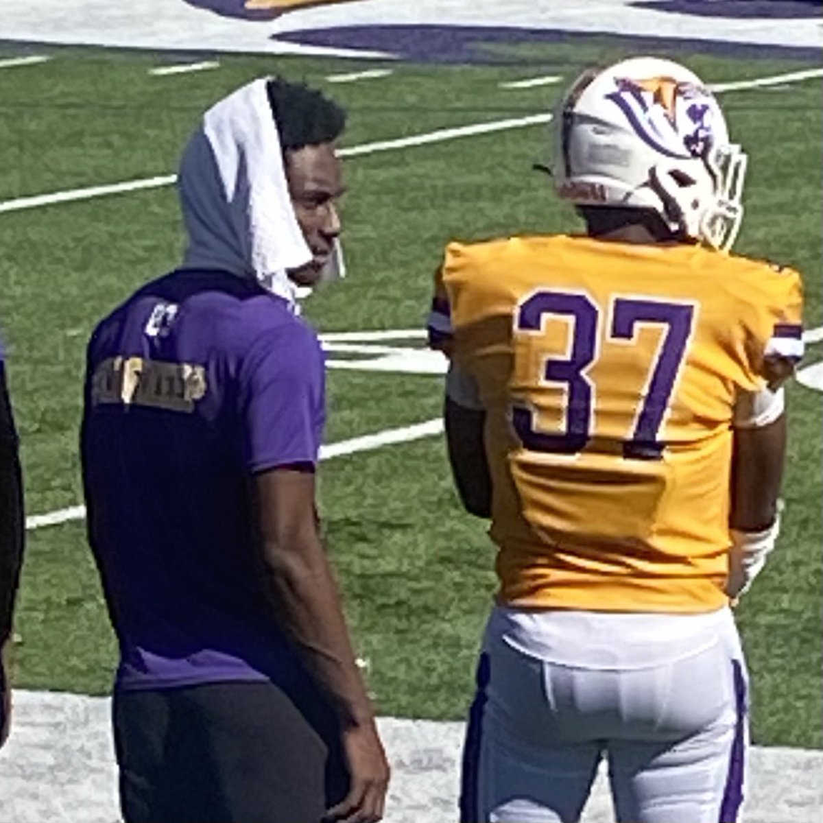 FootballEasley's tweet photo. Just two Easley boys enjoying the college football life @Timsutt2 @JamalCr24403567  #EasleyProud https://t.co/Lmg1Tkx5bB