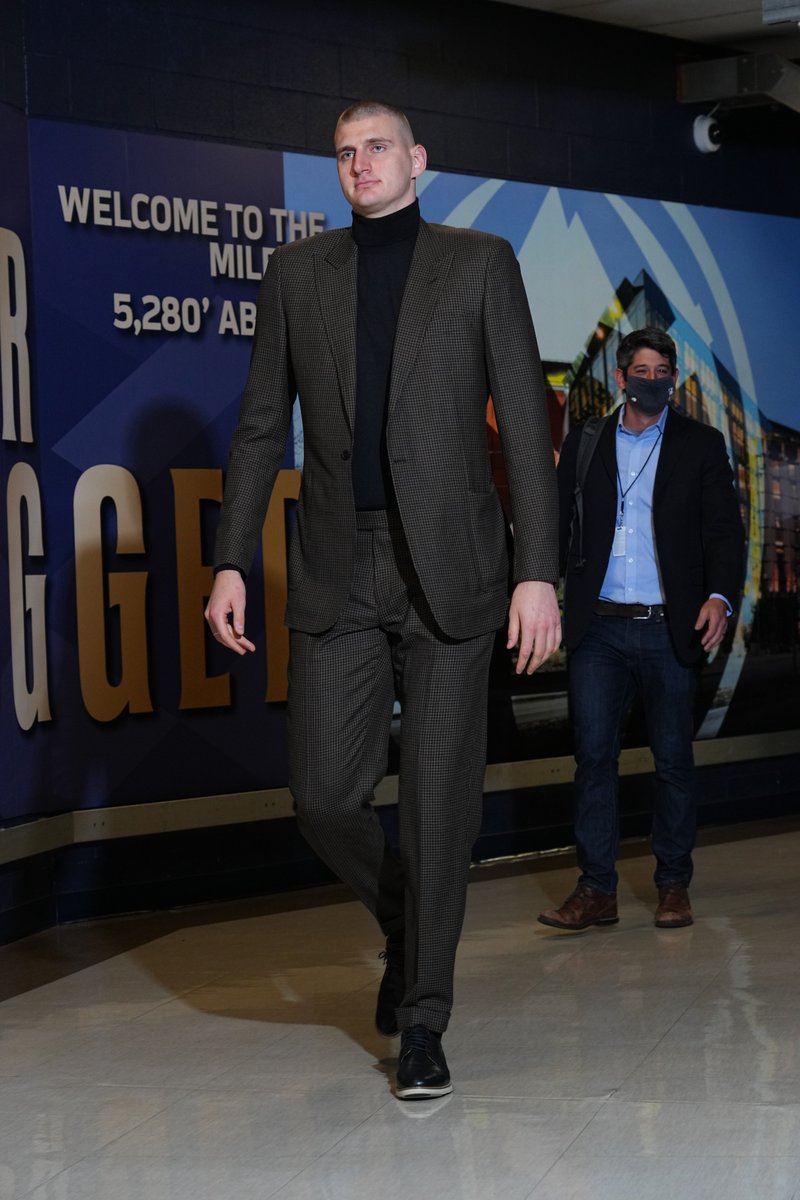 nuggets's tweet photo. When you see this look, you've already lost https://t.co/Cs49Gu7on8