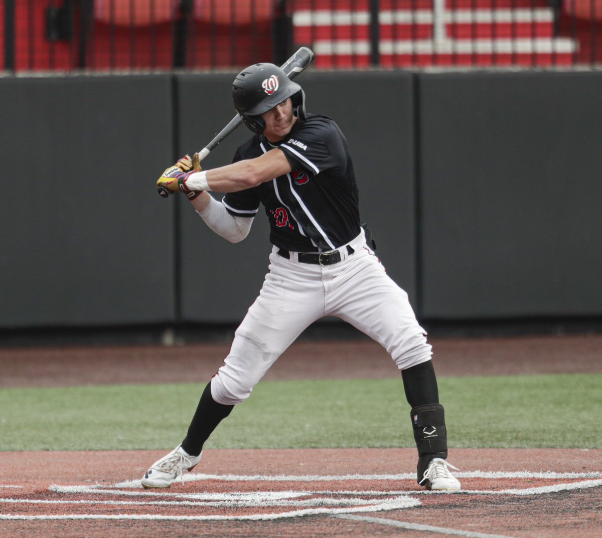 WKU_Baseball's tweet photo. Turned the offense 🆙 in Game 2️⃣

Team Red records an 11-6 win over Team Black to take the series edge. Game 3 action will begin tomorrow at noon!

📸: https://t.co/HlSKZEF6gk

#GoTops https://t.co/rNPiZbvhzU
