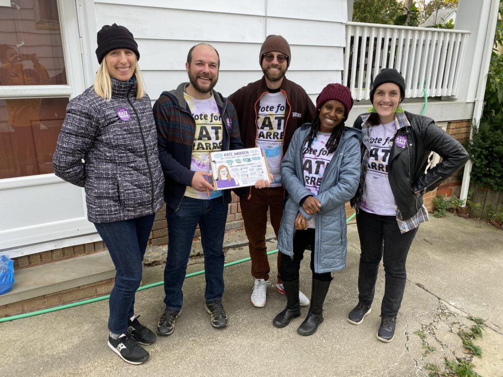 KateWarrenCLE's tweet photo. We’re 10 days out from the election and our canvassers are hitting every corner of Ward 13 with our ideas for having a local government that puts people first! 
Special thanks to @jennyspencercle &amp; volunteers from @SEIULocal1 who came out today!  #Kate4CLE https://t.co/7GuVwurfRO