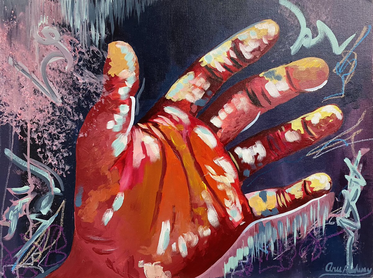 nunuredway's tweet photo. Title: Release 

You can’t receive with a closed fist. We as humans tend to be so scared of change and loosing control. But in order to rise higher you must detach from your comfort zone. https://t.co/ItTS97L3JQ