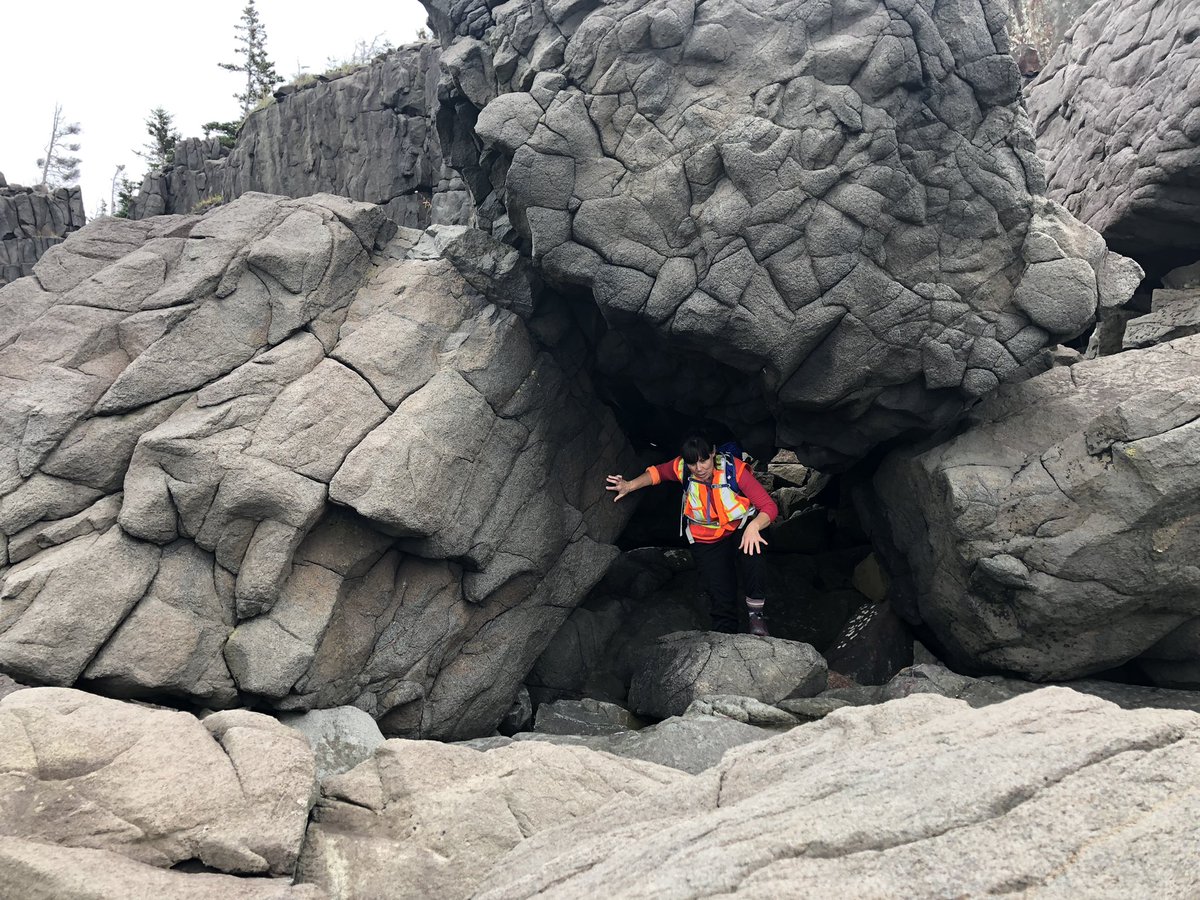 jonathan_riley's tweet photo. The Fundy Erratics hiked the Fundy shore today - here’s some of the wildness! #digbyrocks #hiking #coastalwalks #bayoffundy #digbyneck @HikeNS https://t.co/kmT7IlyCR4