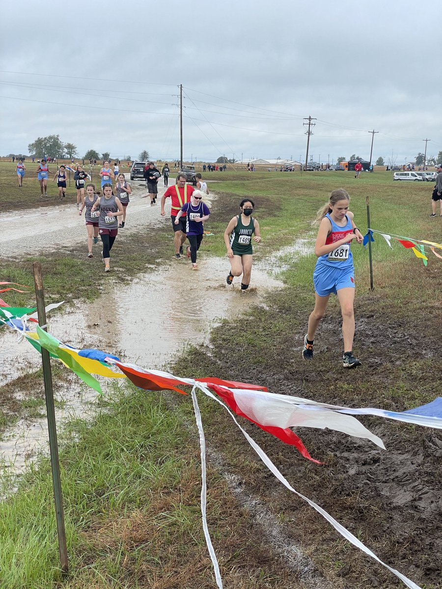 Despite the mud and the blood, 13 Trojans ran personal bests at the Missouri Middle School Championships today.  A shout out to Birdie for being one tough kid #Jarrett Pride ⁦<a href="/JarrettTrojans/">Jarrett Trojans</a>⁩