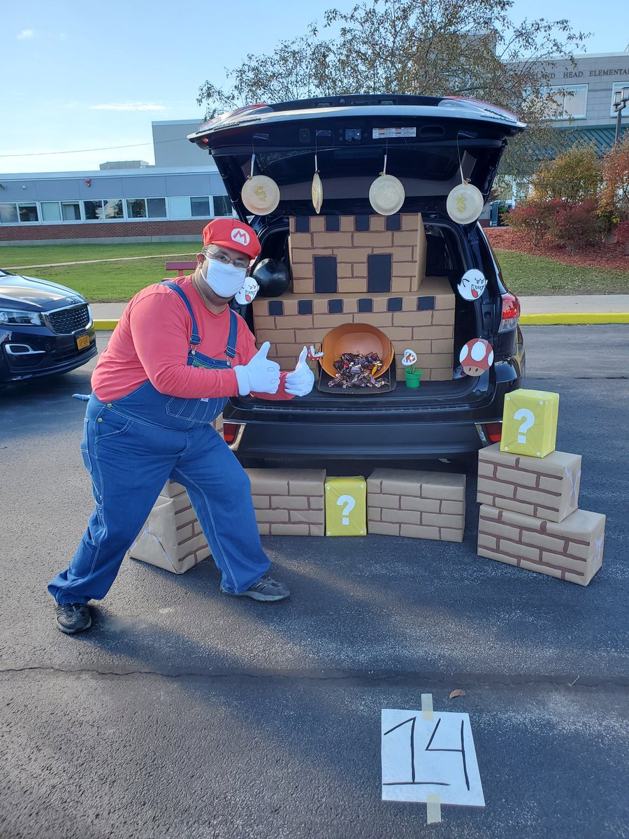StoutengerCHES's tweet photo. Our CHES PTO has done it again with another wonderful event for families. Trunk or Treat was a huge success. Thank you to all of the volunteers who created such awesome trunks. #cheswearethebest
@BeekmantownCSD https://t.co/mlkpA684xb