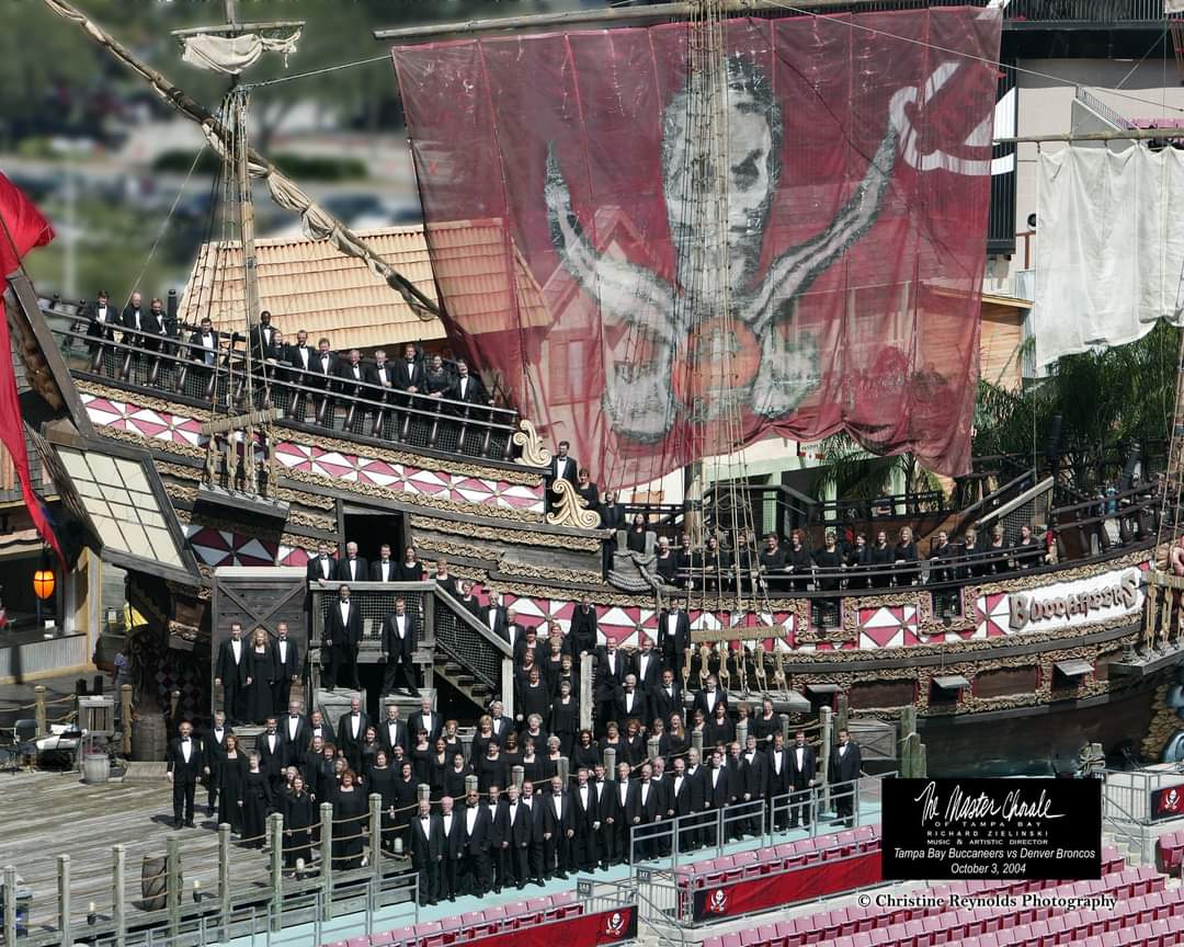 🏈 We are thrilled to be singing the National Anthem for the <a href="/Buccaneers/">Tampa Bay Buccaneers</a> vs Bears game LIVE tomorrow at <a href="/RJStadium/">RaymondJames Stadium</a>! Last season we were honored to have produced a virtual Anthem video that was used for all of their home games, ending with a Super Bowl win. 🏈
#gobucs