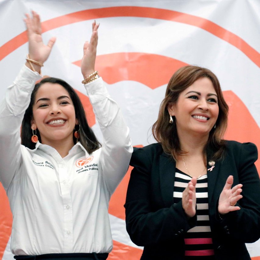 LucyMezaGzm's tweet photo. Muchas felicidades a nuestra amiga @TamaraReyesI, por su designación como directora nacional de la Red Mundial de Jóvenes Políticos (@redpoliticosmx). 

Es un gran logro en tu carrera política, producto de tu esfuerzo y dedicación. Que sigan los éxitos!!. Te mando fuerte abrazo. https://t.co/rTbA7aRlMo