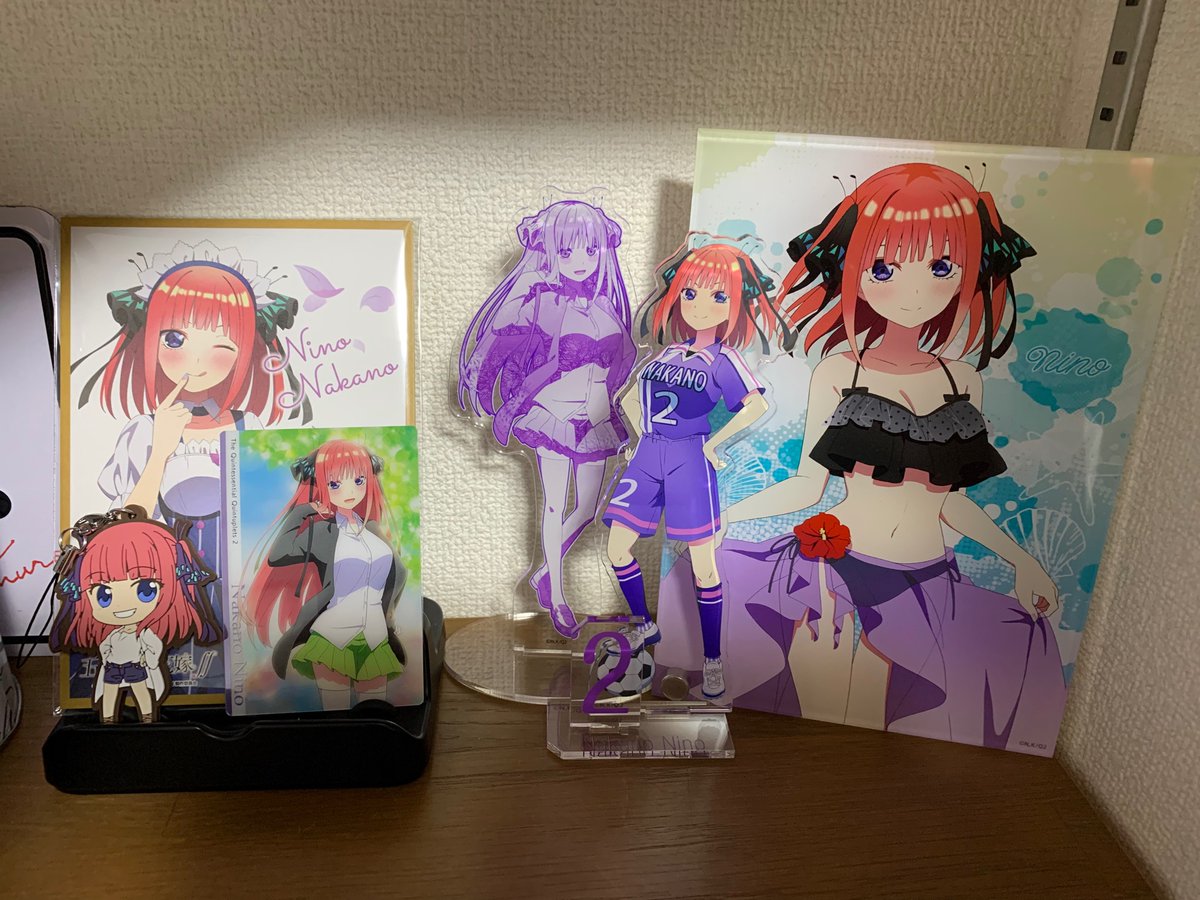 ninolike45's tweet photo. "二乃ゾーン(Nino zone)完成!!"
ごと嫁漫画買ったとき
親「こういうの読んでオタクになるなよ？」
俺「ならねーよw」
Now
親「マジでそうなってきてんじゃんw」
俺「そうだよ(便乗)」
#五等分の花嫁 #中野二乃 #アクスタ https://t.co/13iEuusHG8