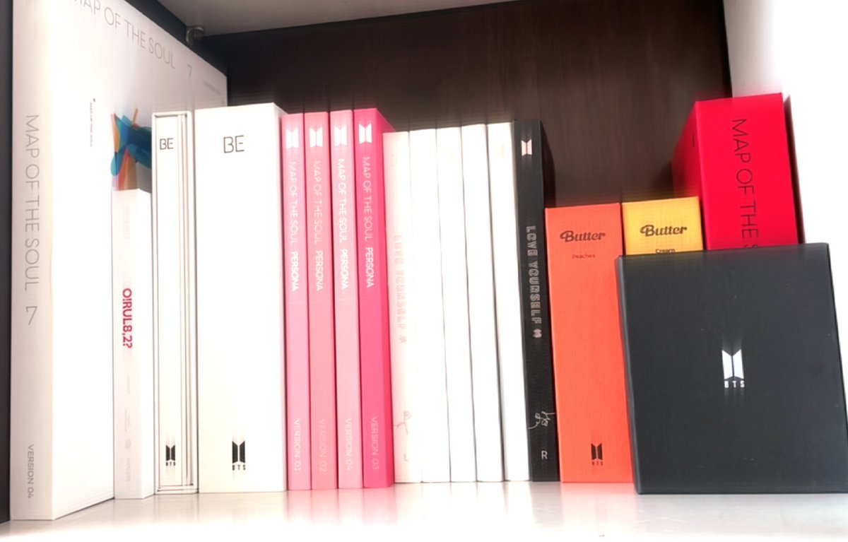 suulboong's tweet photo. #아미트친소̆̈ 
윤기랑 태형이 조금 더 조아하구.. 포카에 진심이구… (중학생부터)
콘서트 간다면 동행도 해줄 착한 암희 구해여
앑맘 잡아요오 https://t.co/1boehbFtap