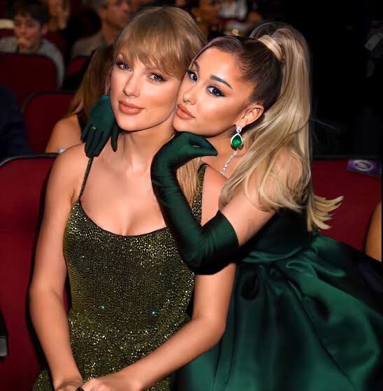 LaPuercaylor's tweet image. 🚨🚨|COLABORACION DEL MILENIO 

Se ha registrado una canción a nombre de Taylor Swift y Ariana Grande en ASCAP.

 #ARIAsTaylorSwift