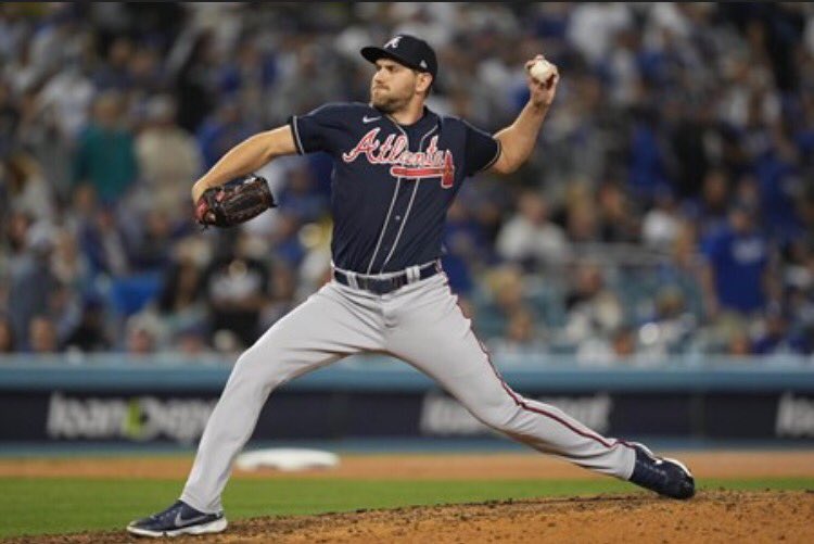 FresnoStateBSB's tweet photo. WORLD SERIES BOUND‼️

Congrats to @DRLee45 &amp; @Braves on winning the NLCS! 👏

#BulldogBornBulldogBred #GoDogs https://t.co/ToI1x0O2IR