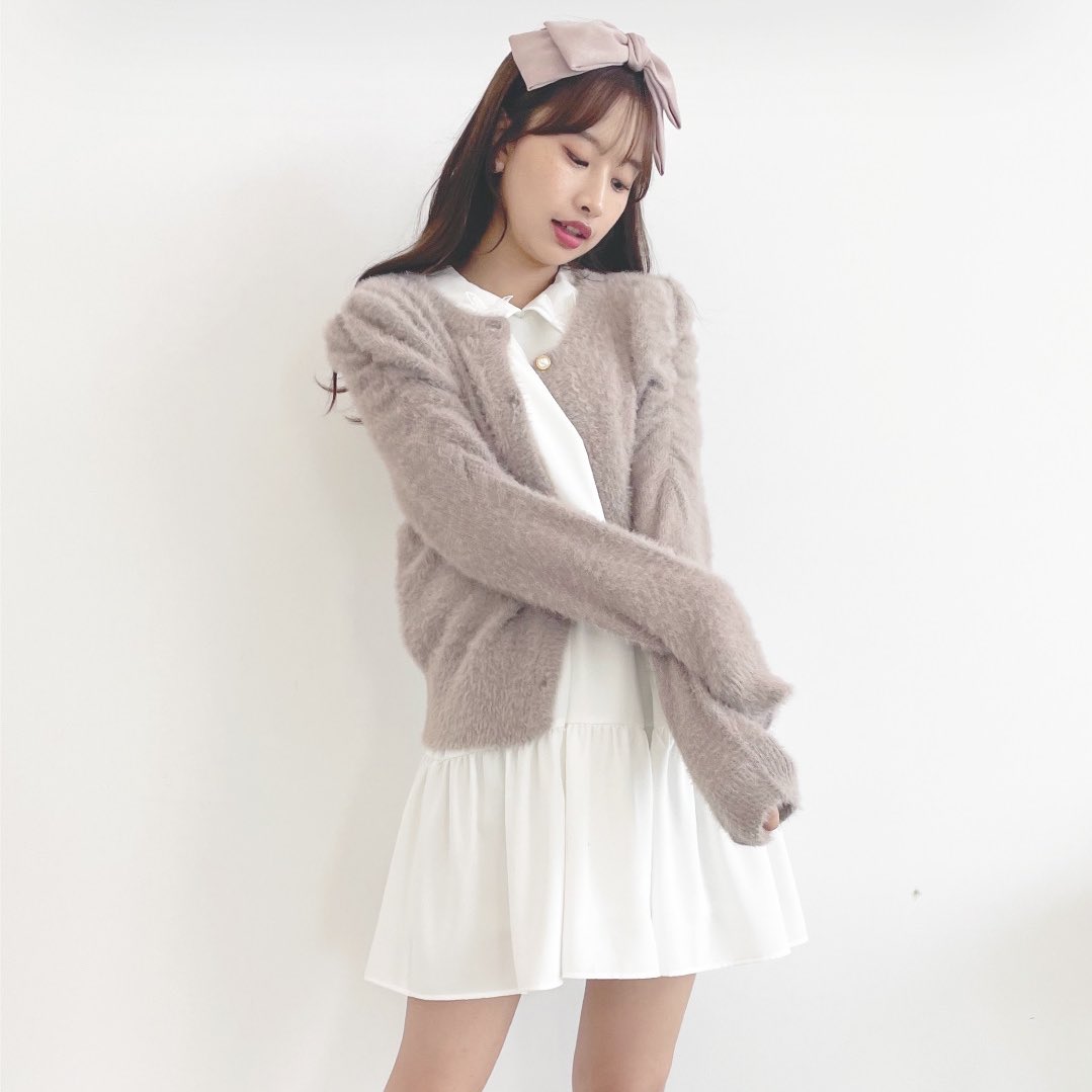 【Limited Price】

期間中、今すぐ使える対象の秋冬アイテムがカートインでさらに20%OFF！！

パワショルシャギーニットカーディガン
¥9,900 → 20%OFF

◼︎期間
10/22（金）〜10/25（月）13:00まで✨✨

◼︎公式通販
stcl.page.link/kEdM