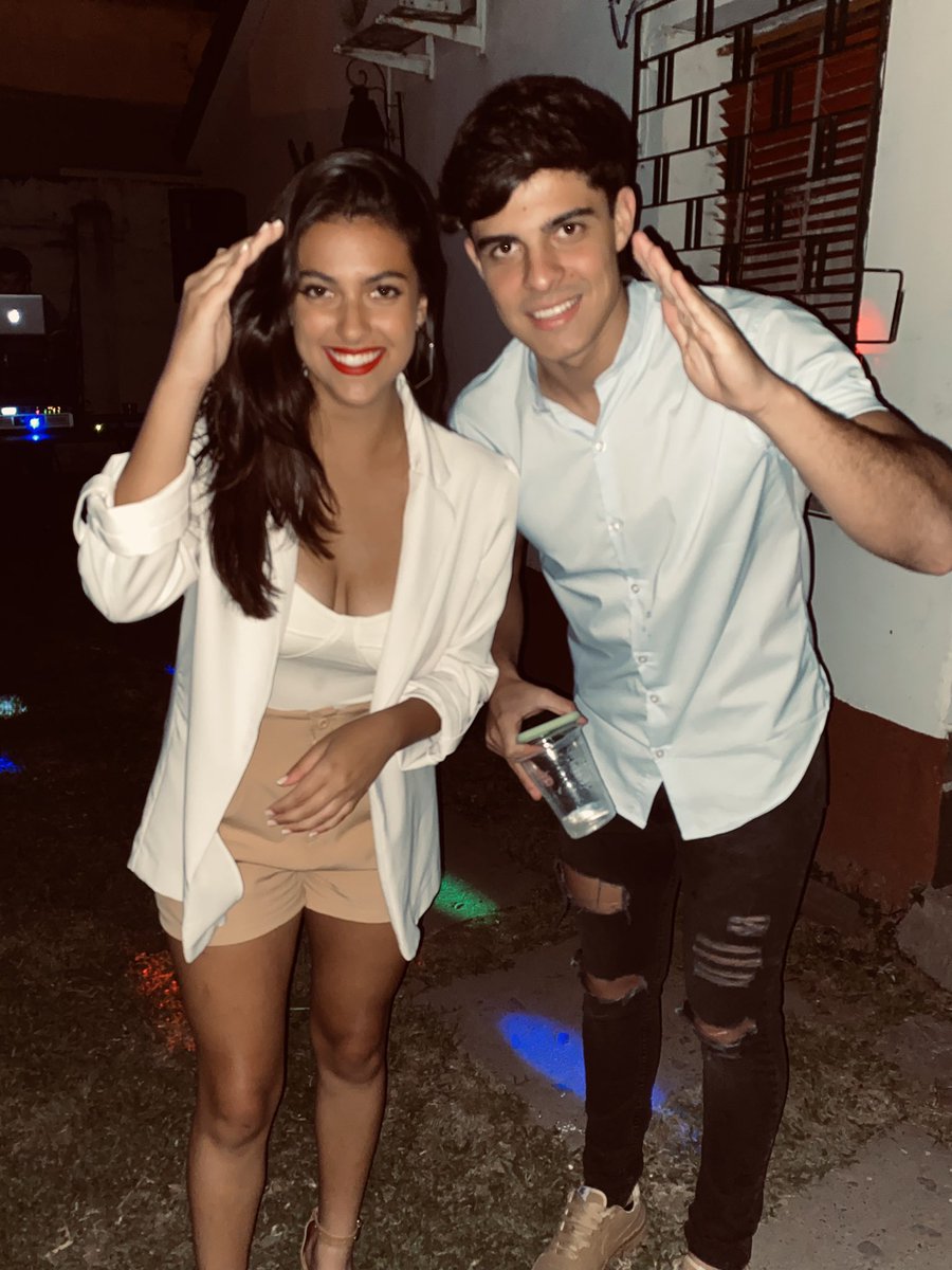 <a href="/carlitos_fm/">Carlitos FM</a>