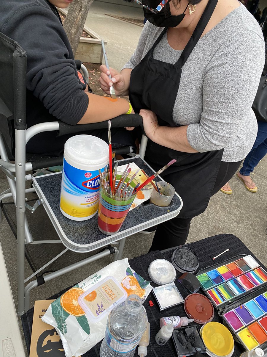 helloeemo's tweet image. Happy Valhalloween! 
#communitystrong #Vikingfun #Vikingstrong
#MDUSDProud