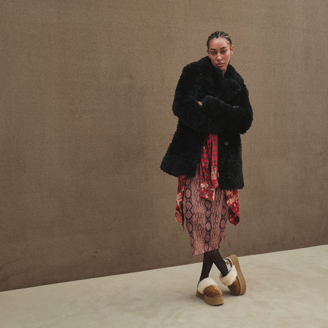 TipTopShoes's tweet photo. The UGG Women's Funkette elevates style. Available in store and on our site
#Ugg #uggs #fluffyeah #classicboot #featuredtiptop https://t.co/qBVvq0VvOI