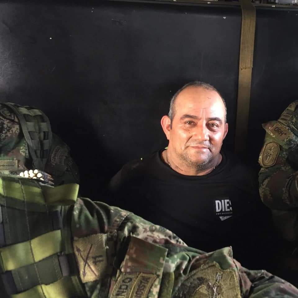 M_AndresAgudelo's tweet photo. No lo sé Rick...

🤡 #whysoserious #ganzociego #operacionjaque2 https://t.co/nOmZvzIEB5